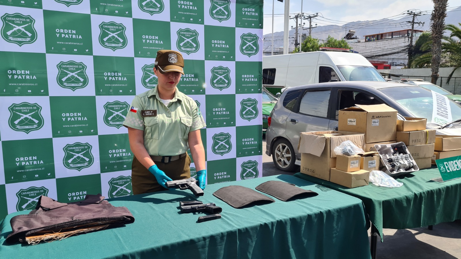 DETIENEN A BANDA QUE MANTENÍA ELEMENTOS PARA COMETER DELITOS Y UN ARMA ADAPTADA PARA EL DISPARO