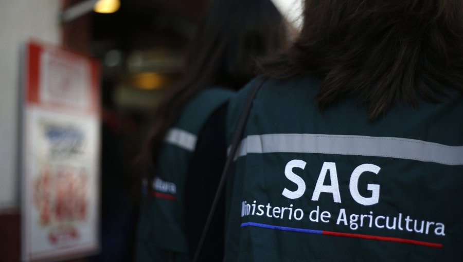 Funcionarios SAG anuncian paro nacional por brutal recorte presupuestario de $4 mil millones.