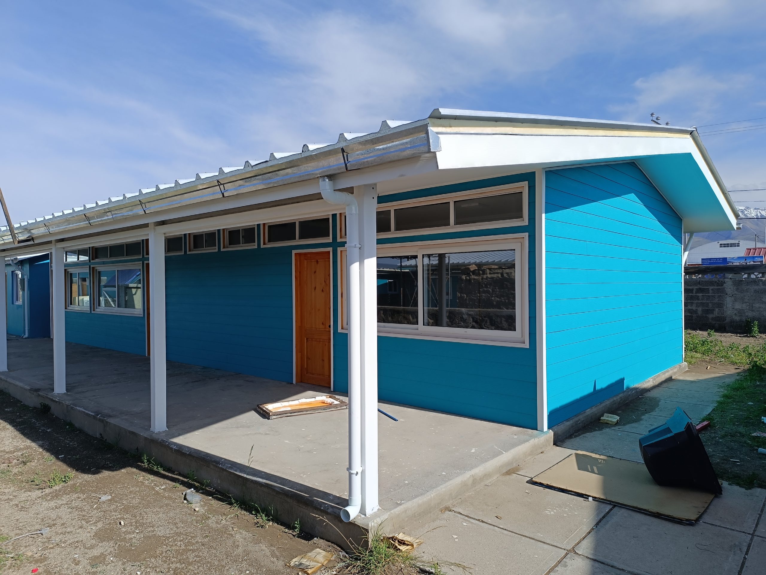 Avanzan obras destinadas a mejorar infraestructura escolar en la provincia del Tamarugal .