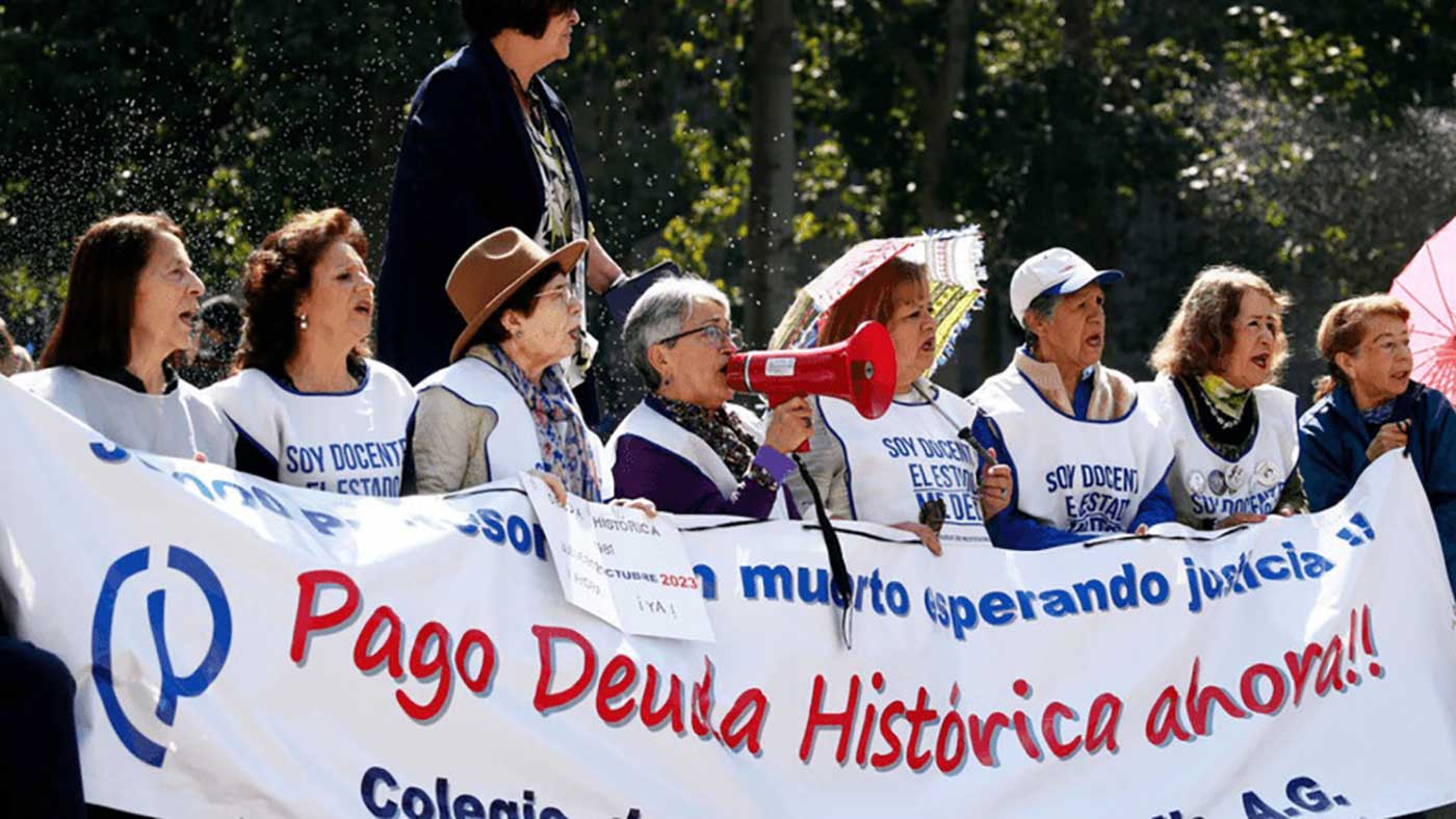Secreduc Tarapacá y Colegio de Profesores presentan plataforma Solución Deuda Histórica.