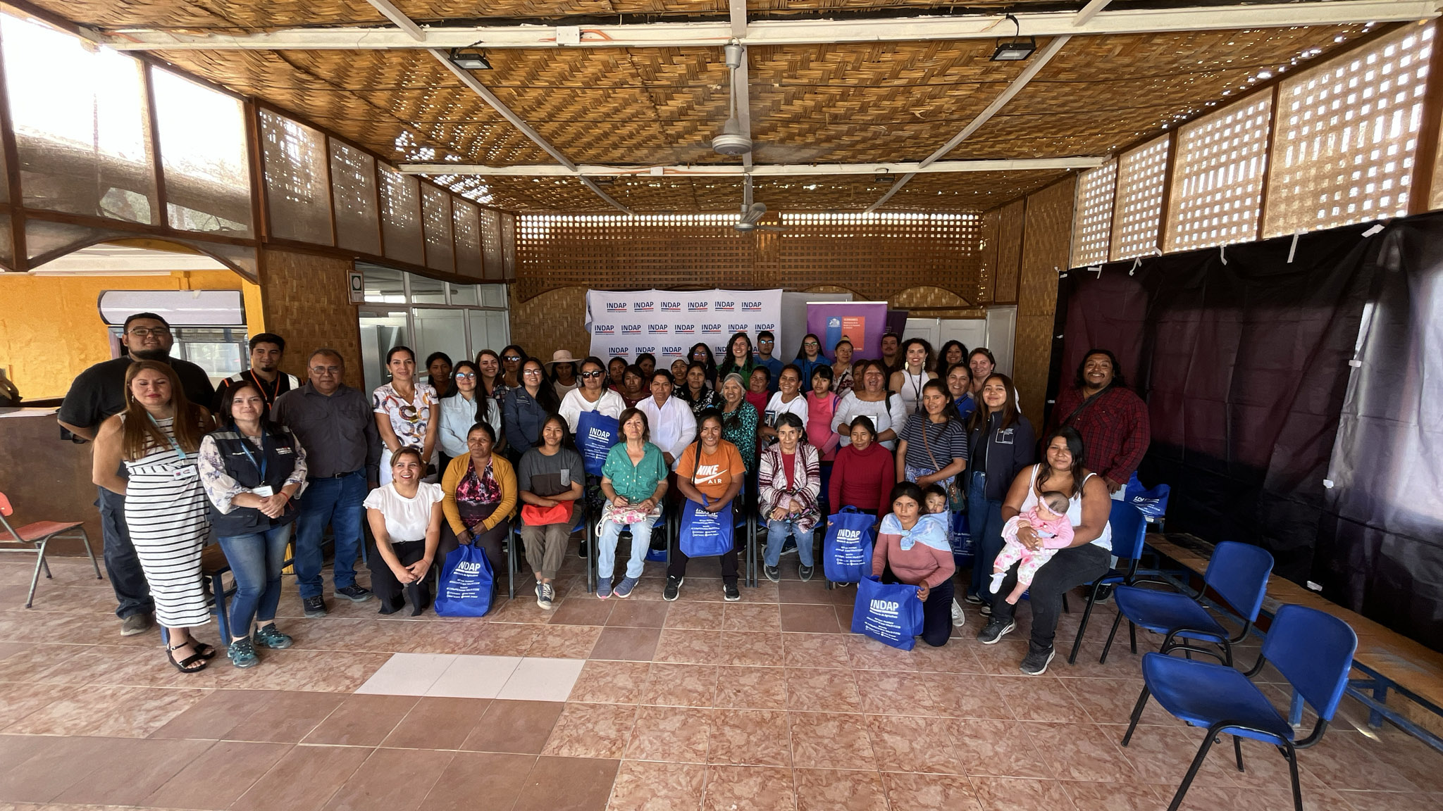 Primera Mesa de la Mujer Rural inicia en Pozo Almonte con énfasis en la gestión de emergencias.