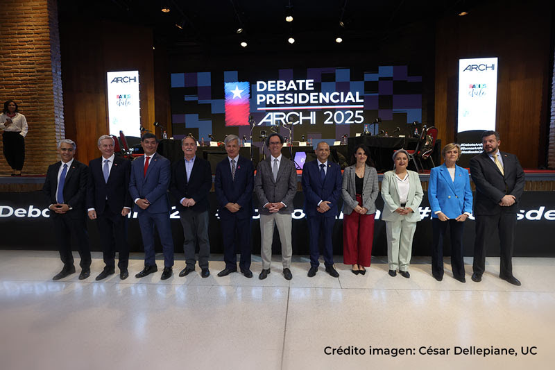 Debate Presidencial ARCHI 2025 reunió a los ocho candidatos en la Casa Central de la Universidad Católica.