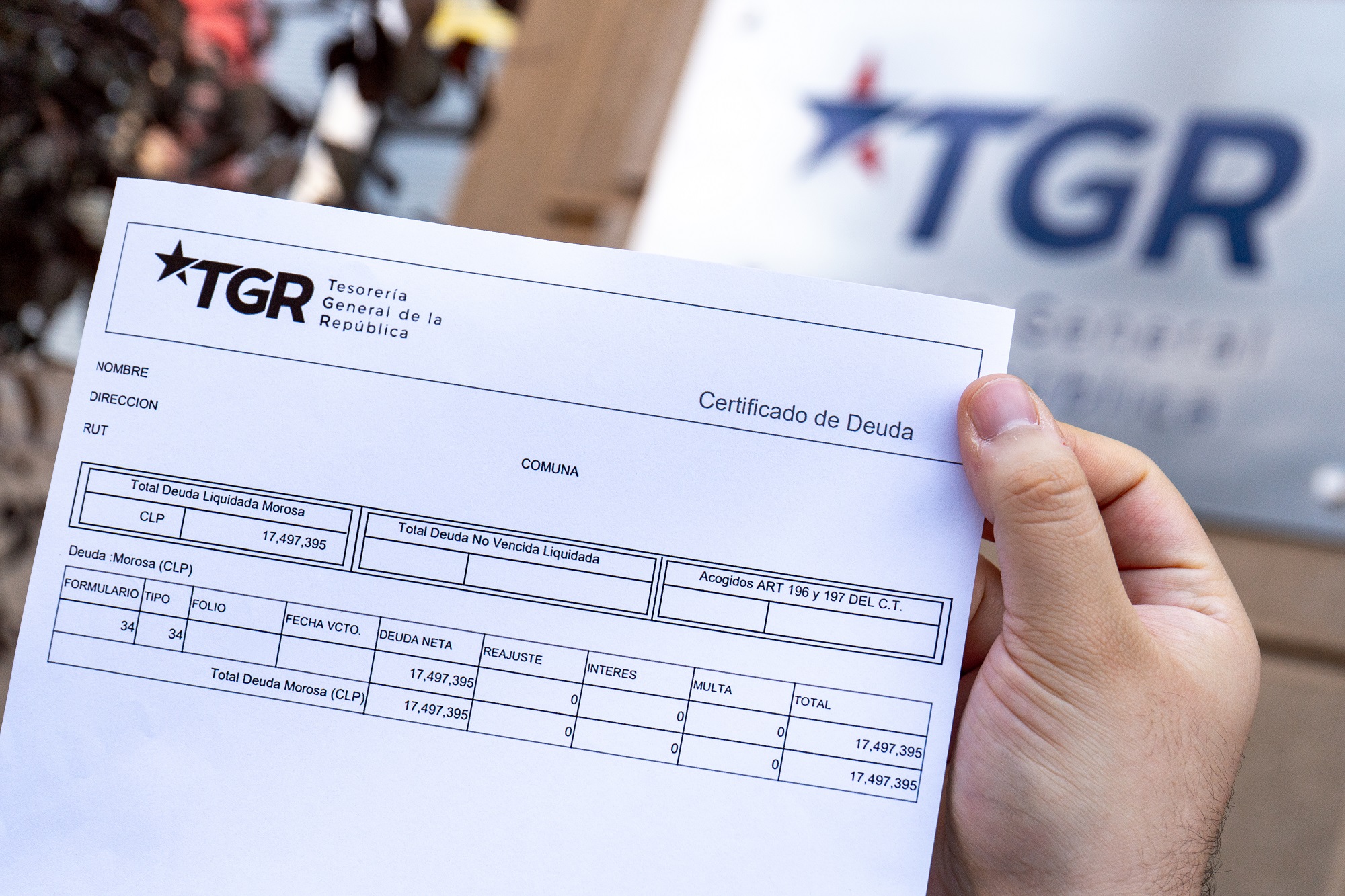 TGR inicia proceso de cobro a deudores CAE y refuerza alternativas para regularizar su situación.