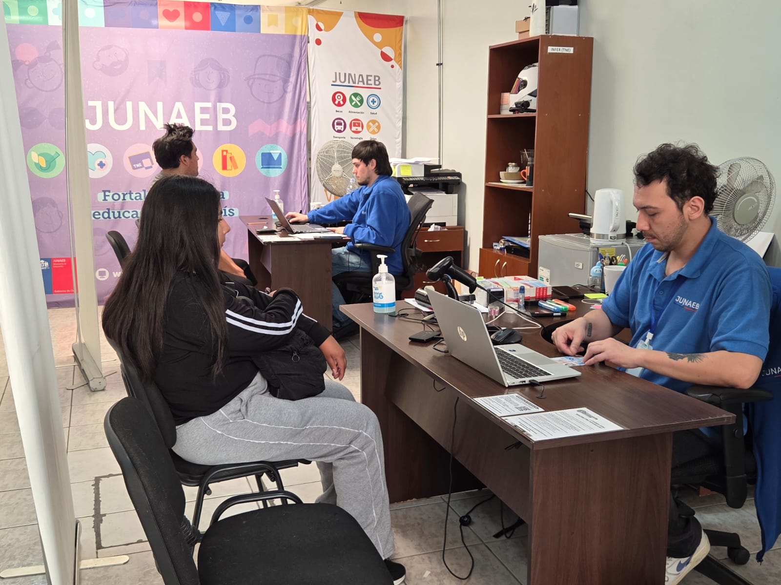 Autoridades de Tarapacá llaman a revalidar TNE para que estudiantes accedan a tarifa rebajada en el transporte público.