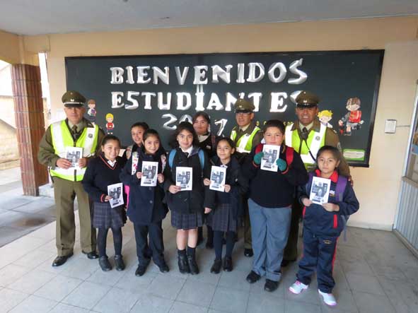 Ministerios de Educación y Seguridad, junto a Carabineros, firman convenio que permitirá reforzar seguridad en los colegios.