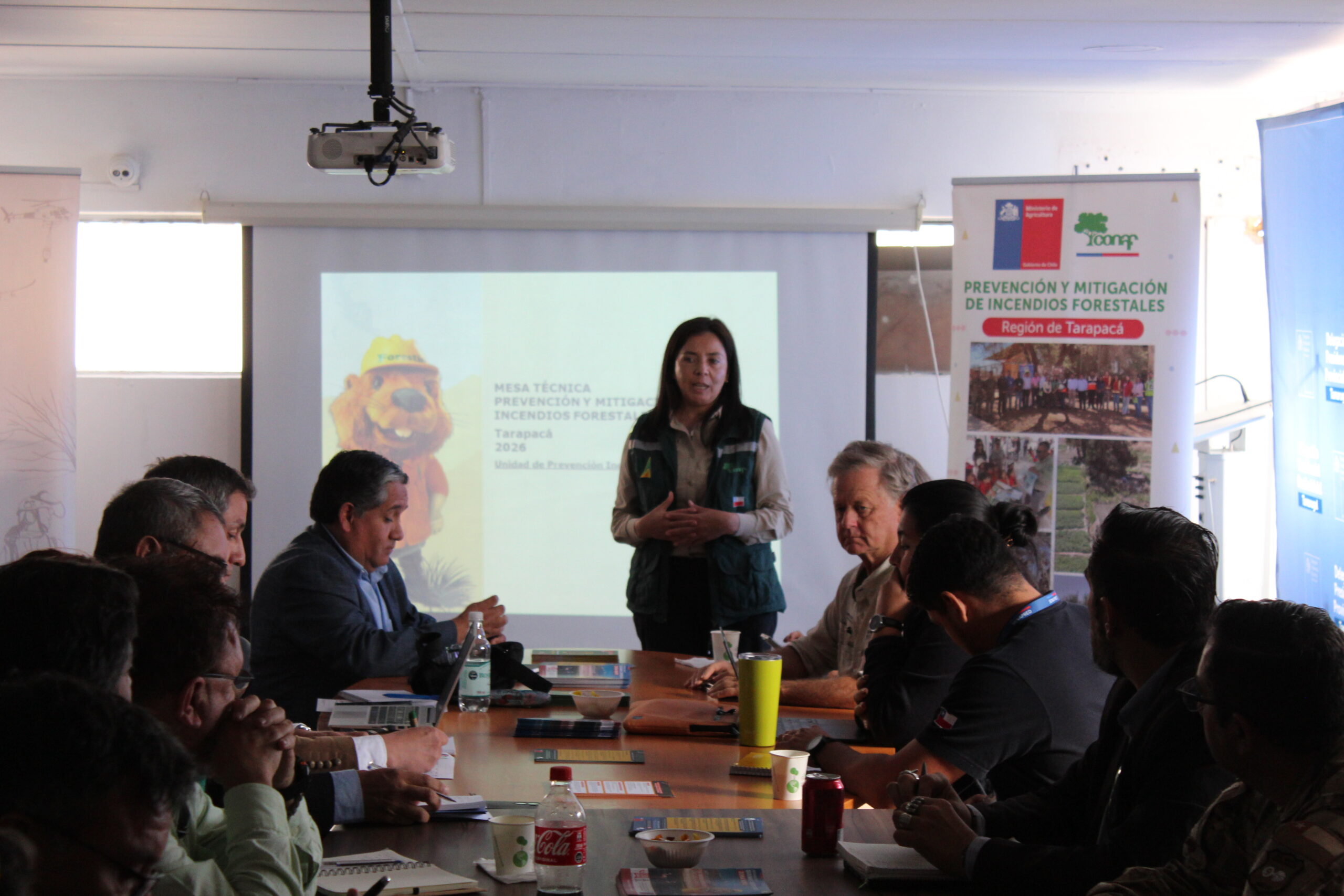 CONAF Tarapacá fortalece coordinación interinstitucional para prevenir incendios forestales.