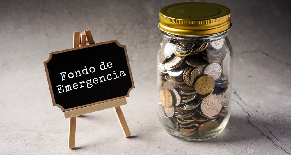 Ipsos: El 44% de los chilenos ahorra para cubrir imprevistos como enfermedad o desempleo y queda atrás el sueño de la casa propia.