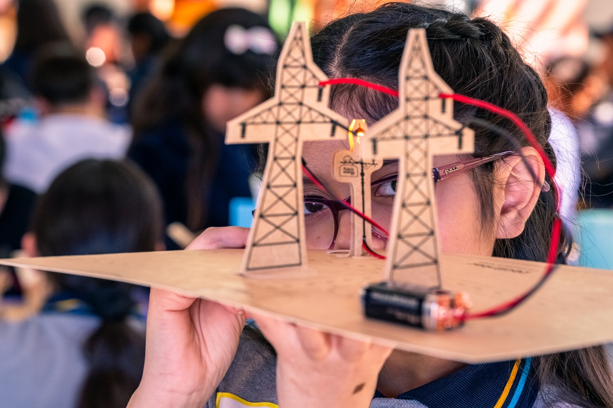 Alianza entre World Energy Council Chile, Redinter y la UAI llevó el programa Kids in Energy a Arica y Pozo Almonte.