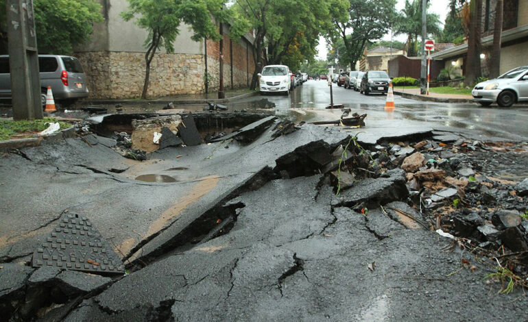 Seis de cada diez chilenos cree que la infraestructura del país no ha sido adaptada para resistir los impactos del cambio climático.