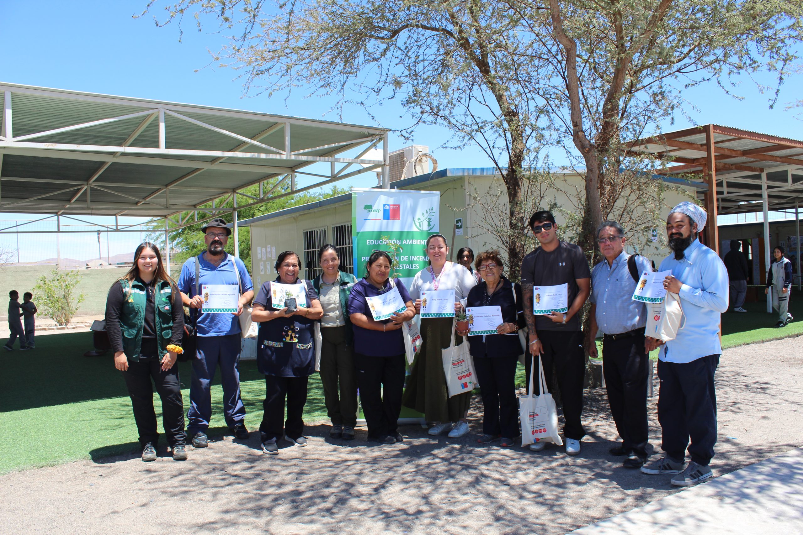 CONAF TARAPACÁ CONCLUYÓ CAPACITACIÓN DOCENTE 2026 CON 12 PROFESORES CERTIFICADOS Y MÁS DE 1.000 ESTUDIANTES BENEFICIADOS.